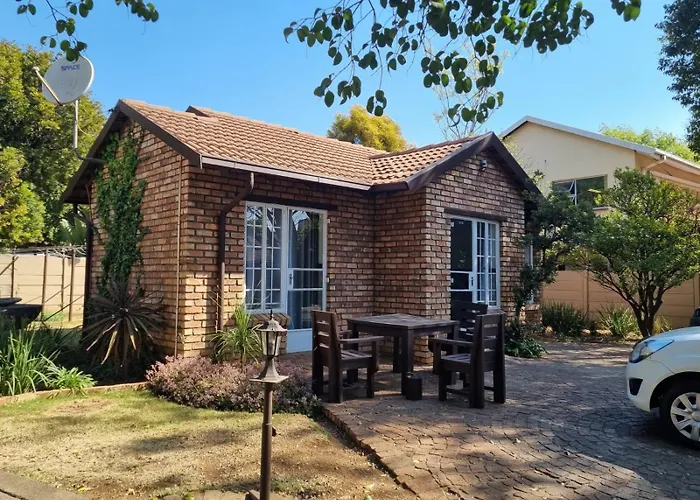 Airport Inn Bed And Breakfast